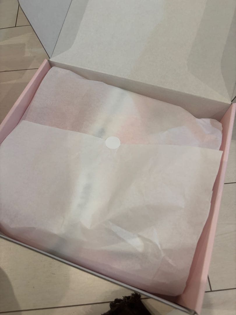 [HELLO KITTY x JISOO] ジス　ハローキティ　スリッパ