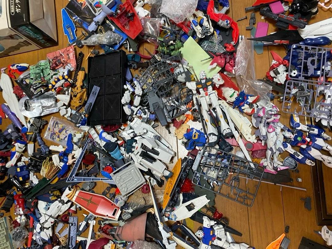 ガンプラ　大量　まとめ売り　フィギュア　hg ベアブリック　その他