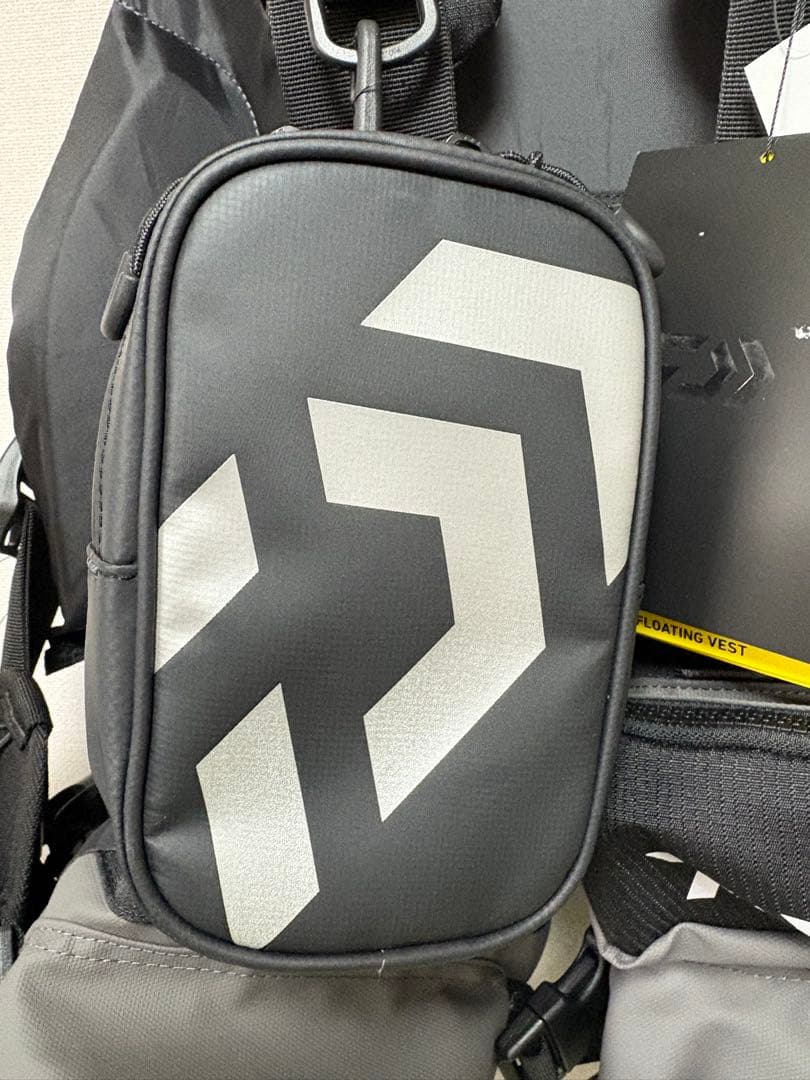 【新品未使用】　ダイワ　DF-6224 フロートゲームベスト　ライフジャケット