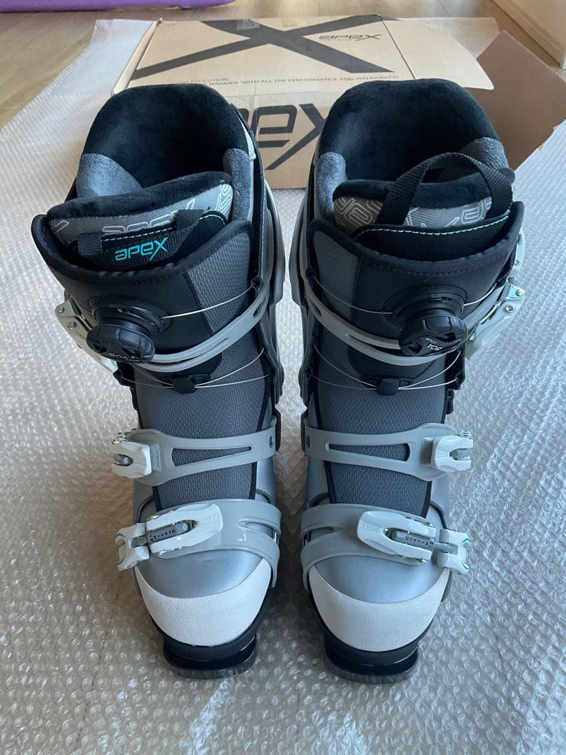 【新品】Apexスキーブーツ　25㎝