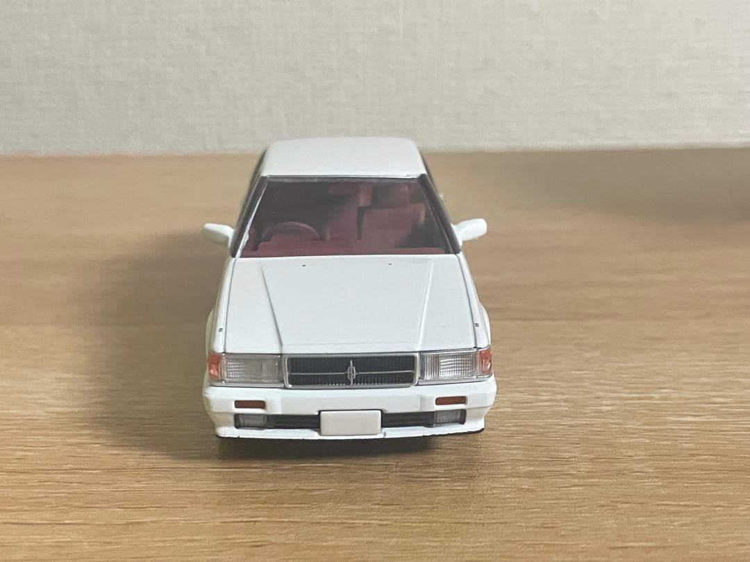 トミカリミテッド LV-N43-22a セドリックHTグランツーリスモSV