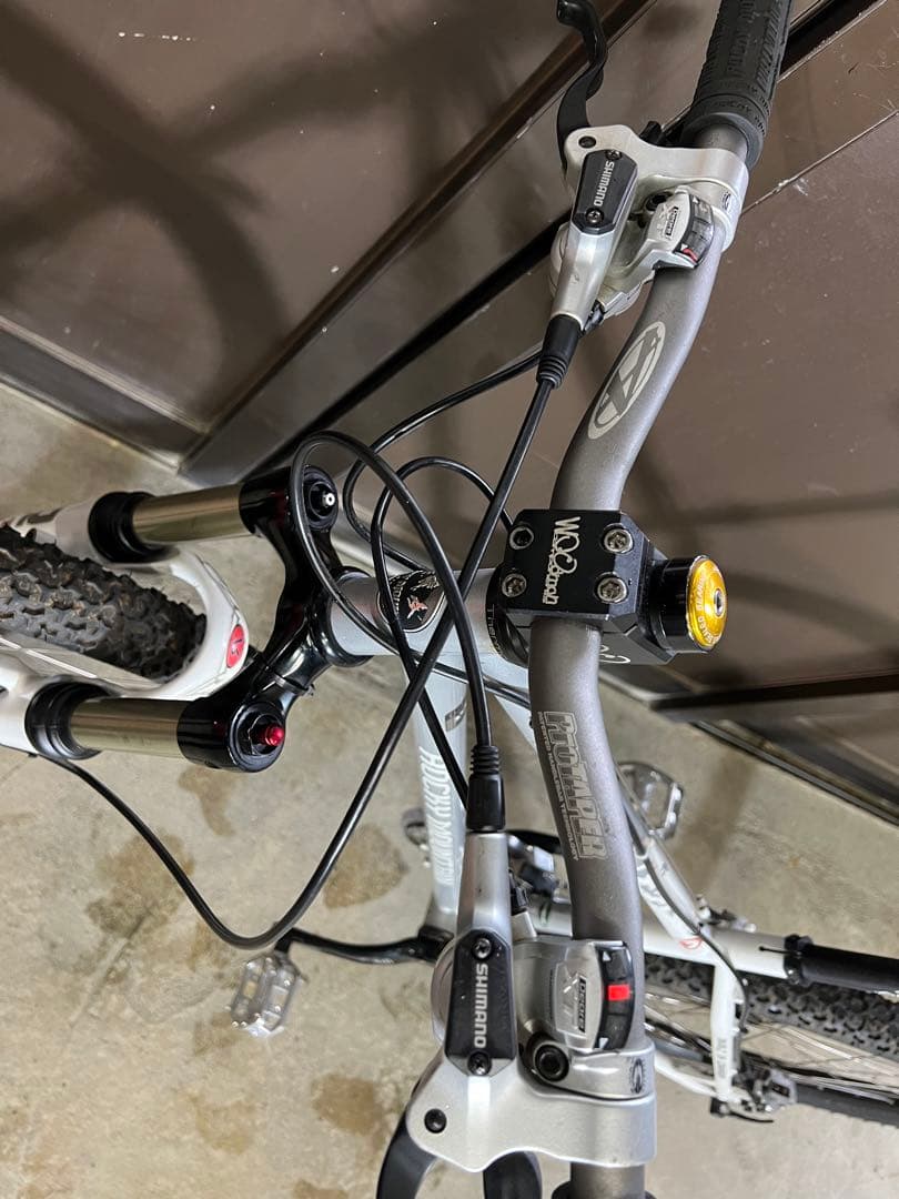 ロッキーマウンテン 26インチ MTB カスタム多数 高性能