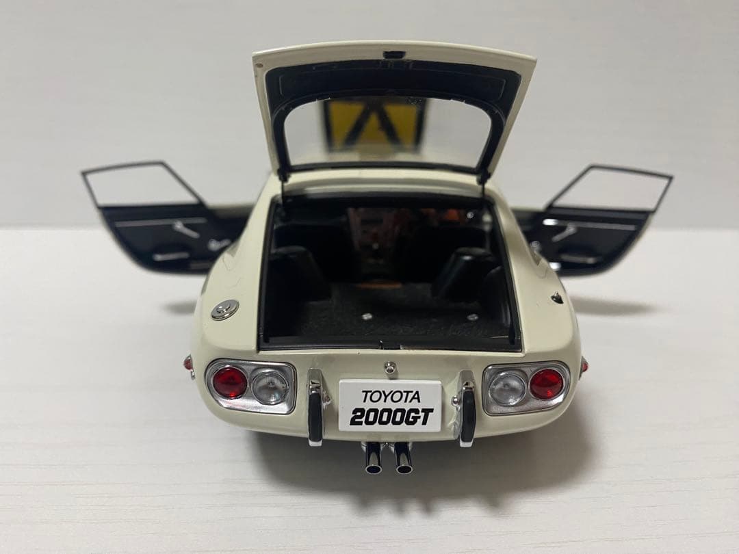 1/18 オートアート TOYOTA 2000GT ワイヤースポークホイール