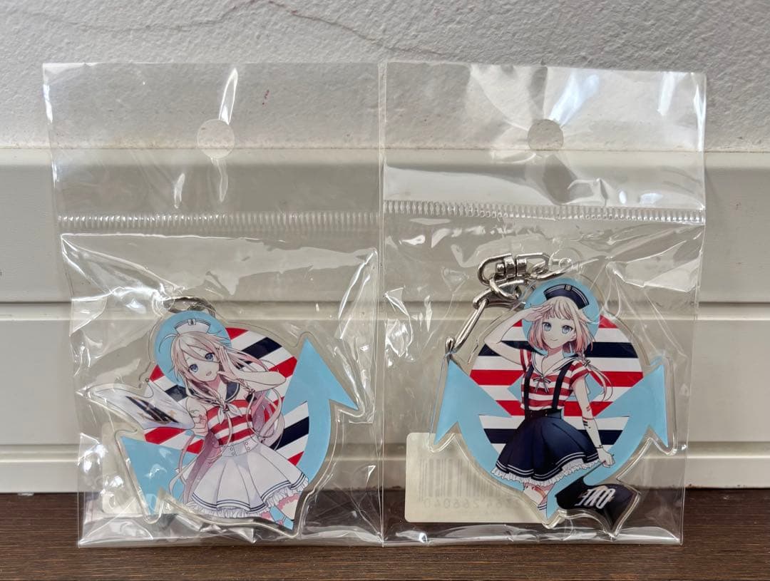 【未開封品】IA & ONE アクリルキーホルダー マリンver.