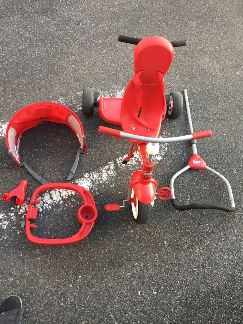 2人乗り三輪車（1人は立ち乗り）　ラジオフライヤー　フード付き　親用ハンドル付き