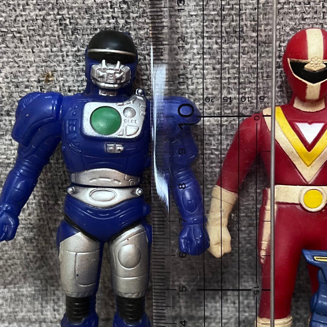 ウルトラマンタロウ ファイブレッド ニンジャレッド オーレンジャーロボ ソフビ