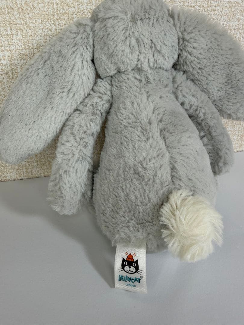 ぬいぐるみ Jelly cat medium silver bashful bunny