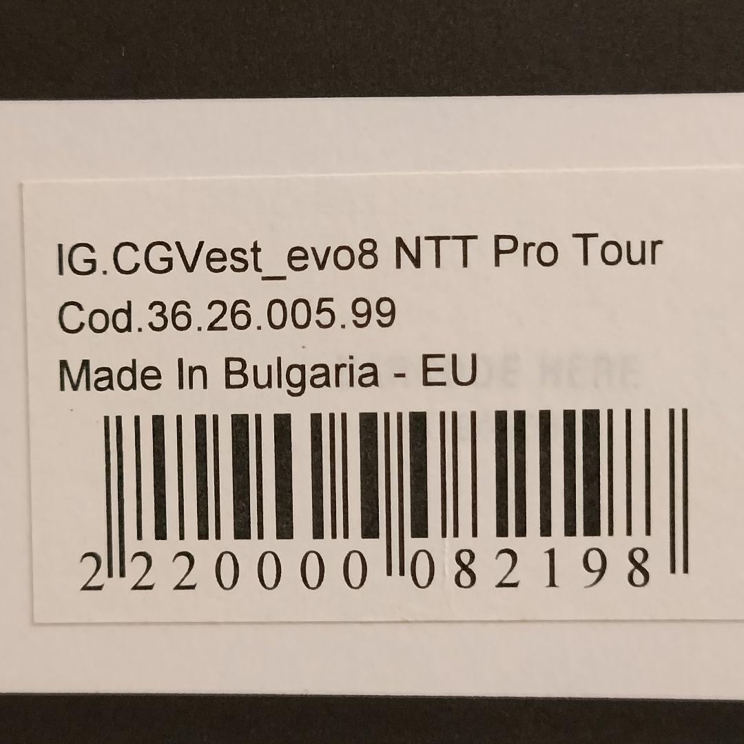 支給品　NTT PRO CYCLING サーマルベスト　ASSOS アソス