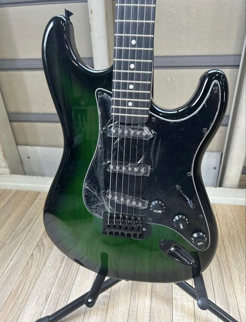 ♦︎⑥SELDER セルダー ストラトキャスター エレキギター サンバーストカラー