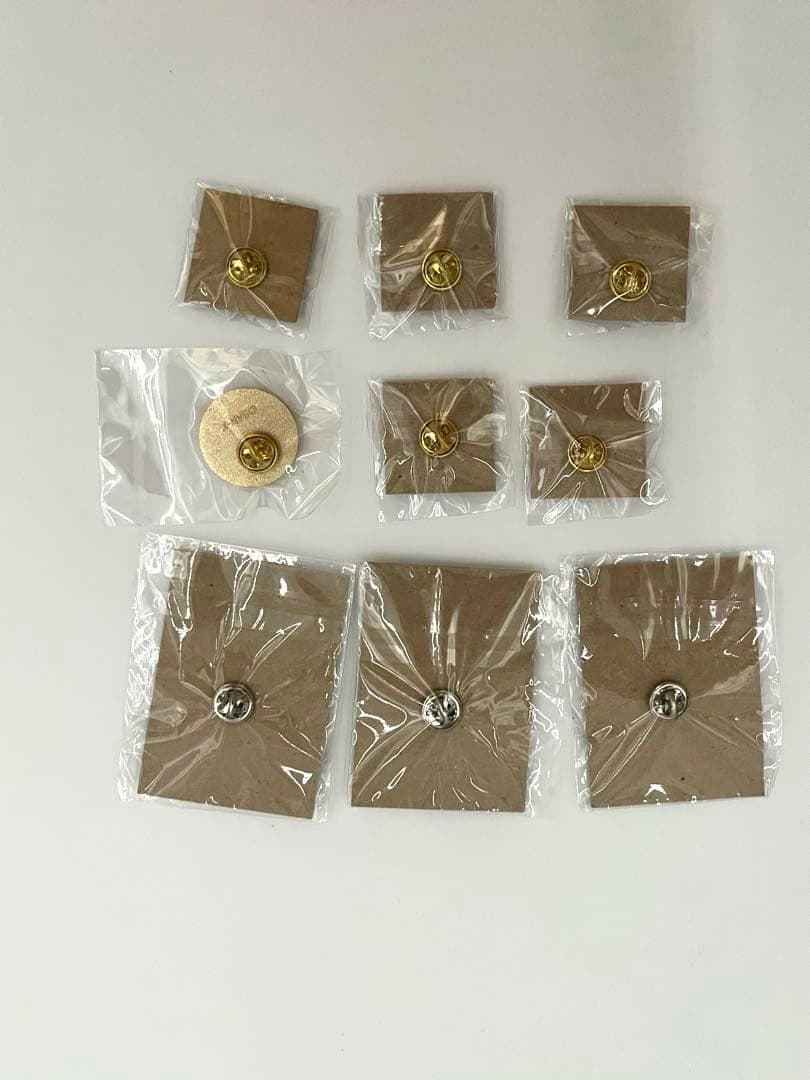 【1-9】本日最終！激レア揃い！（リラックマ）ピンバッジなど未開封18点セット