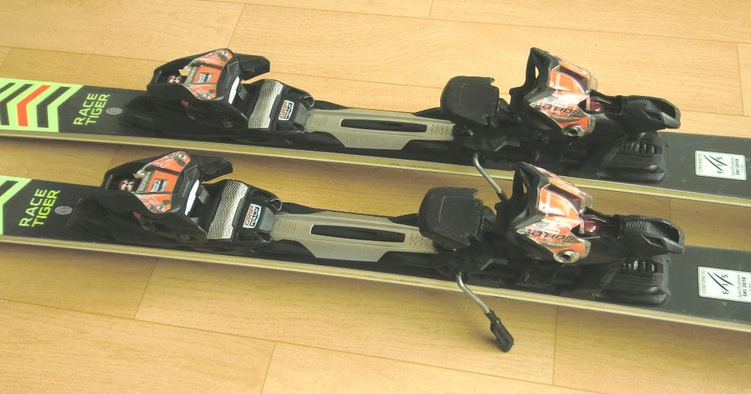 ■■送料無料■VOLKL■RACETIGER SL WC■165cm■メンテ付■