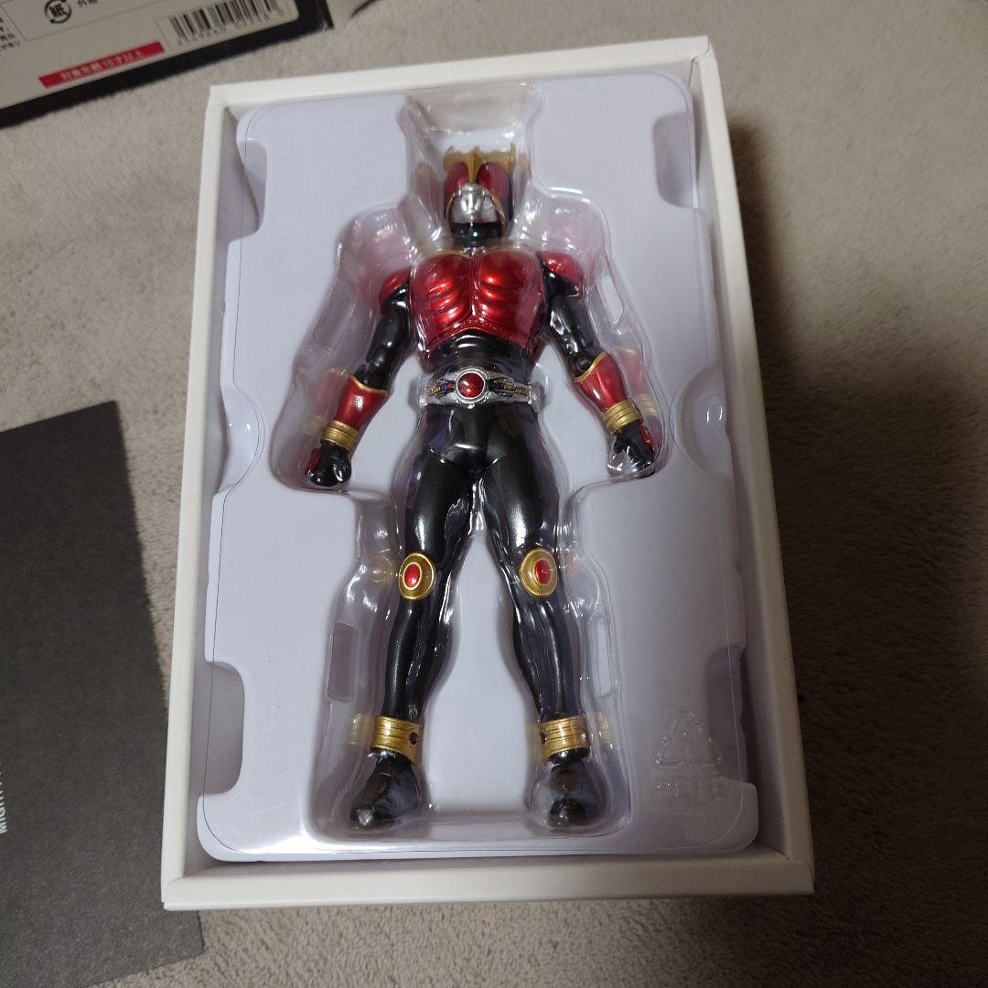 真骨彫　仮面ライダークウガ　BEATCHASER 2000