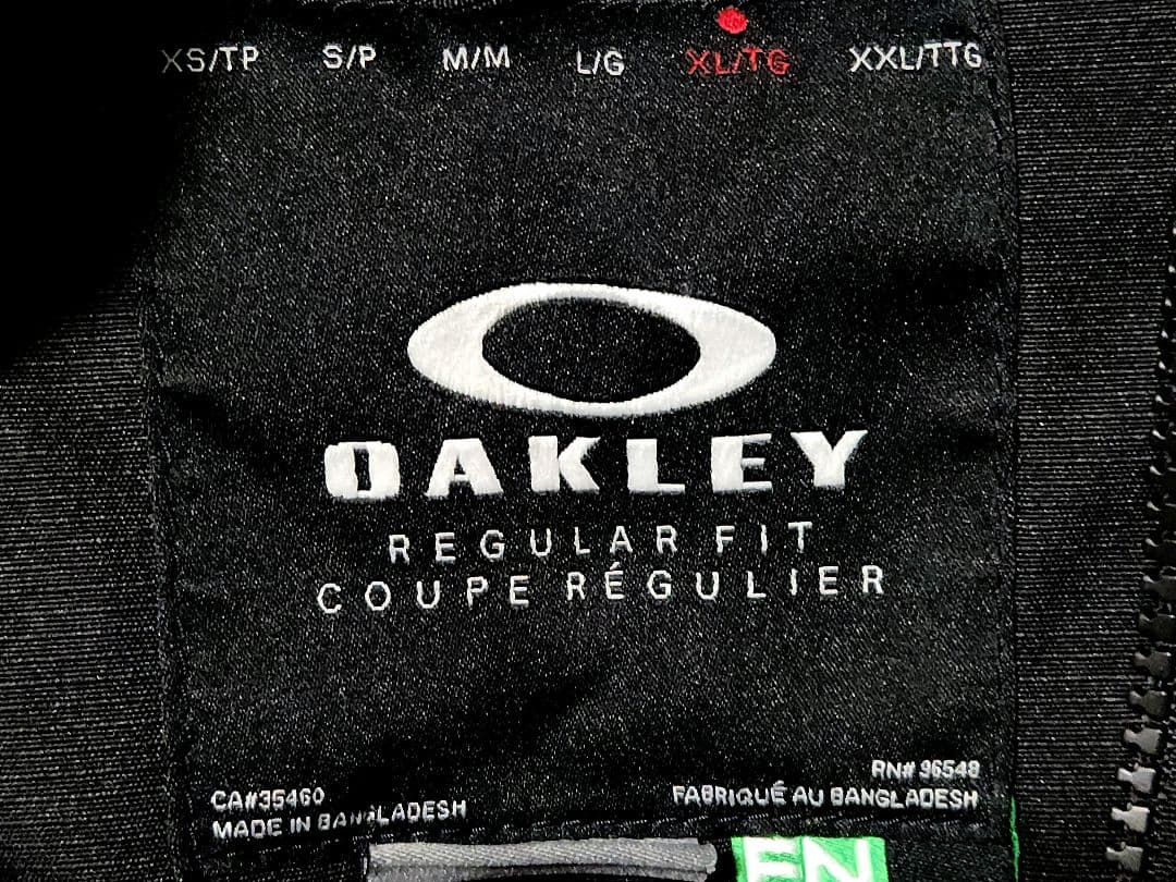 定価2万5000万円 OAKLEY オークリー スノーボード ウェア スキー