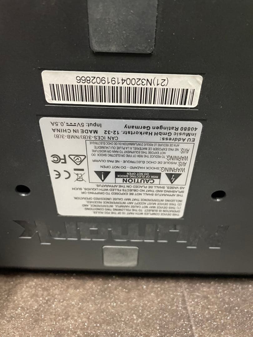 Numark Mixtrack Pratinum DJコントローラー