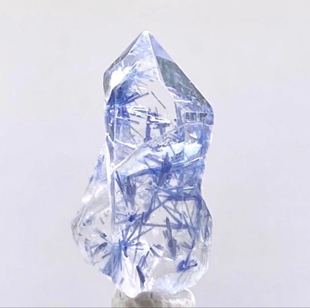 居*間様 デュモルチェライトインクォーツ　原石　鉱物標本　天然石　水晶　宝石 鉱