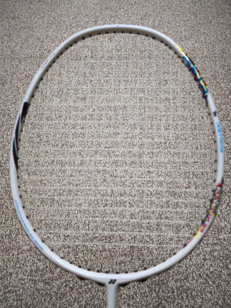【中古】ヨネックス アストロクス33 バドミントン ラケット 5UG6