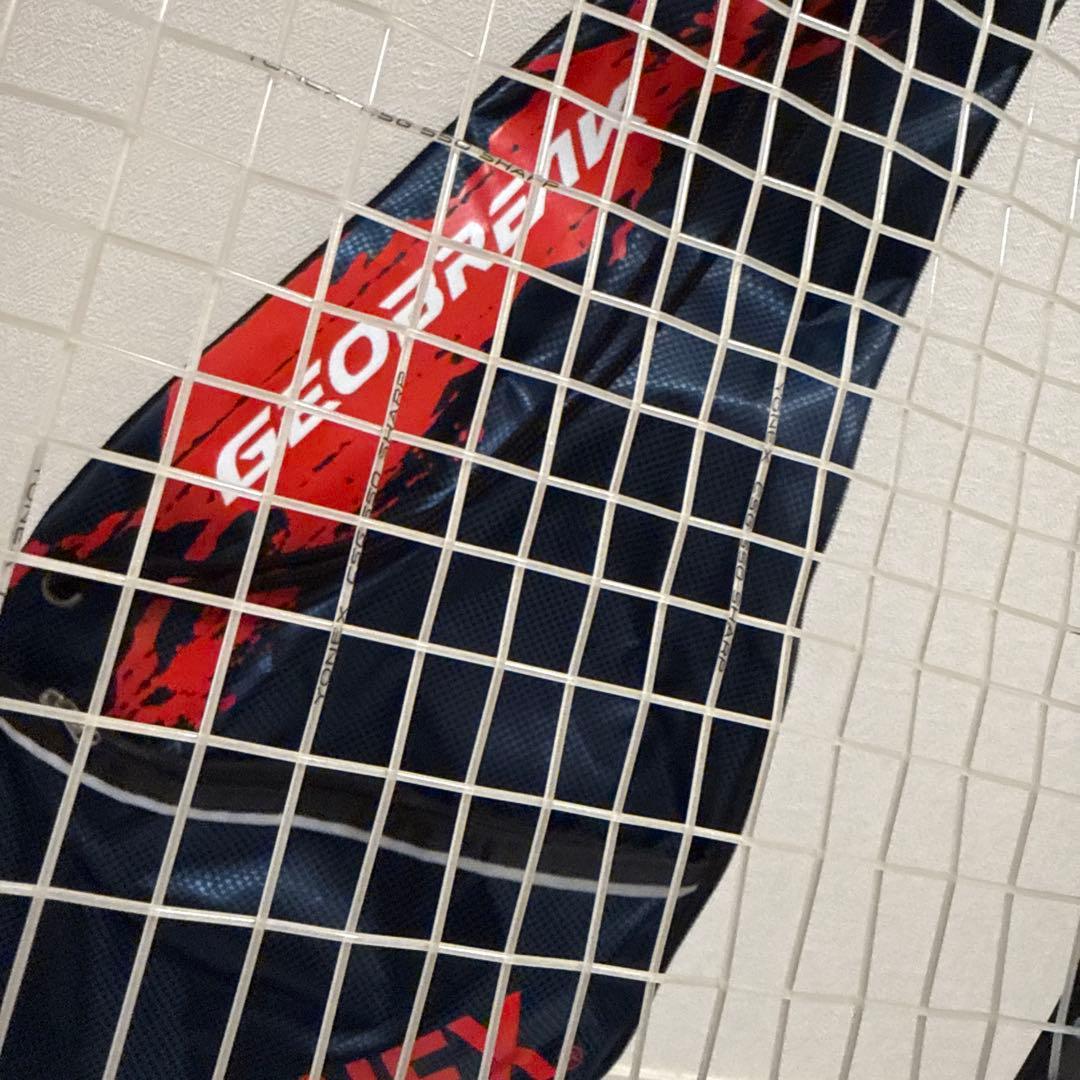テニスラケット　YONEX ジオブレイク 50VS