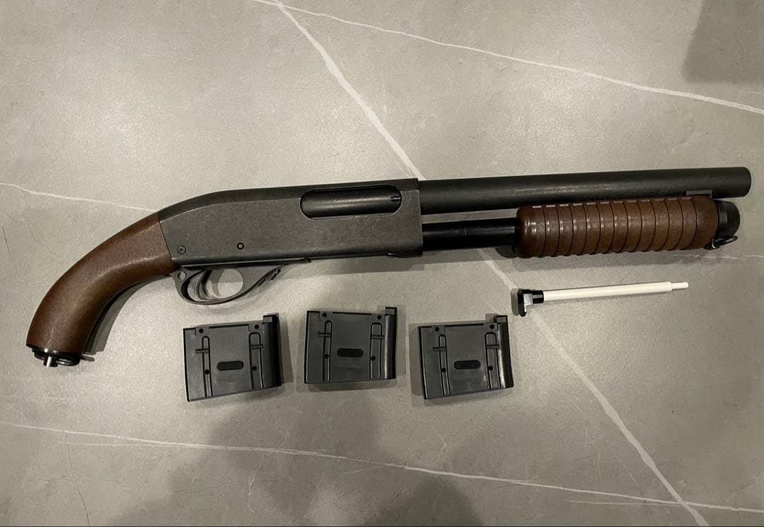 マルゼン CA870 ソードオフ ショットガン 18歳以上　スペアマガジン2個付