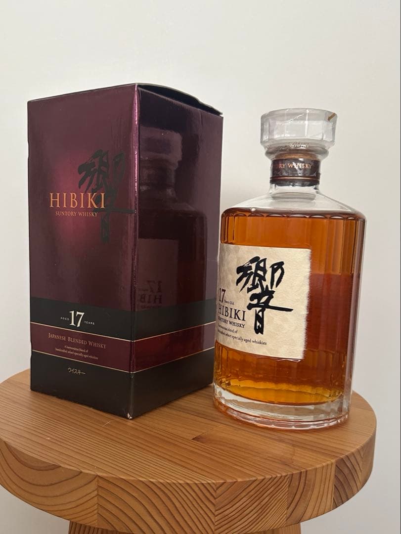 【未開栓美品】サントリー 響 17年 SUNTORY HIBIKI
