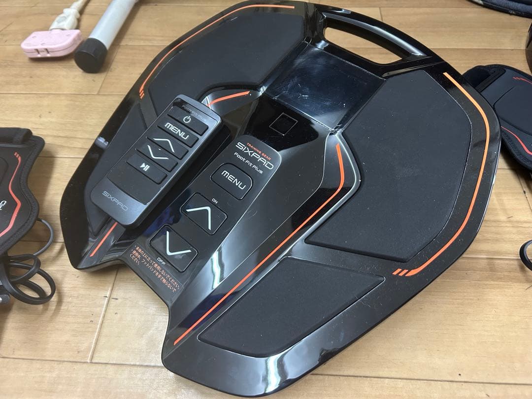 MTG シックスパッド フットフィットプラス2 SE-AG00A 中古