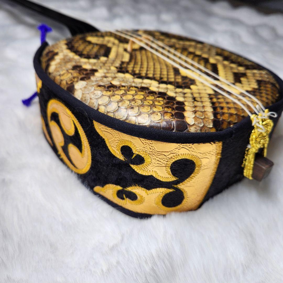 【美品】沖縄三線　守礼印　本蛇革　教本 バチ ムデ 弦 ケース　セット お得