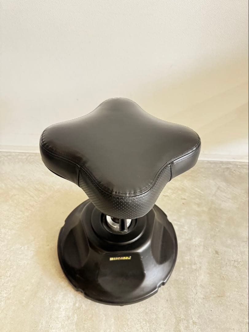 【お値下げ1/7迄】タカラベルモント　スツール　黒　360°追随可動