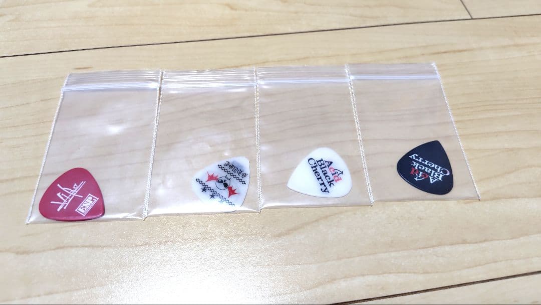 ♡即発送♡Acid Black Cherry ピック 4枚セット♡お値下げ不可