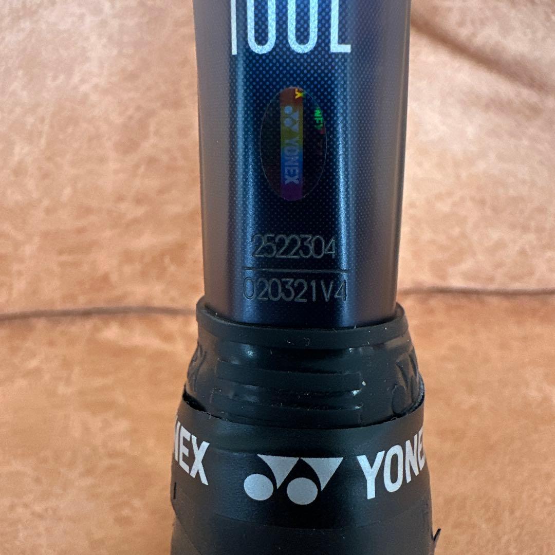 美品　YONEX EZONE 100L 2022 テニスラケット