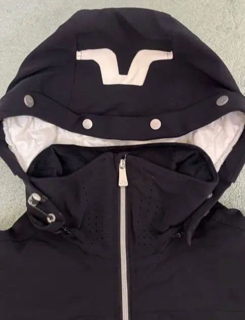 Jリンドバーグ　黒ネイビー フード付き スキーウェア上下　Lサイズ