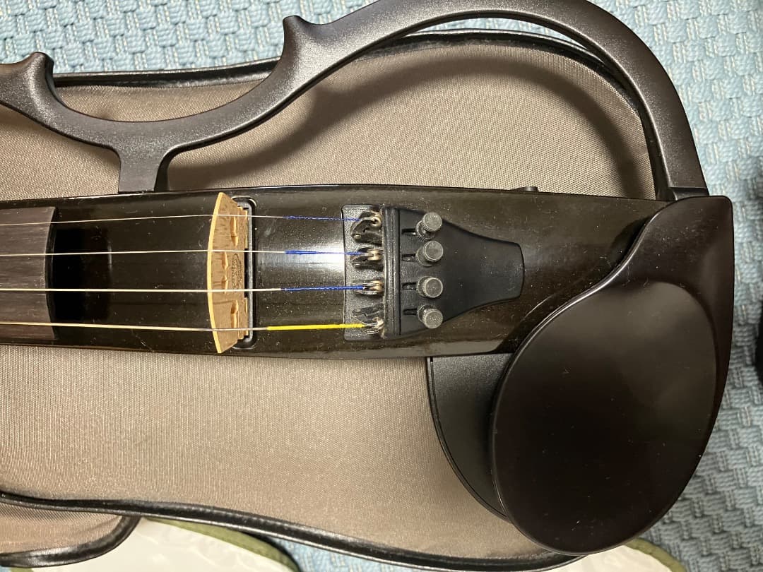 L*♡様 YAMAHA ヤマハ　サイレント バイオリン SV-110 SV110