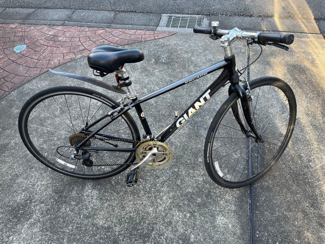 【引取、又は近隣市町は配達相談可】giant escape r3 クロスバイク