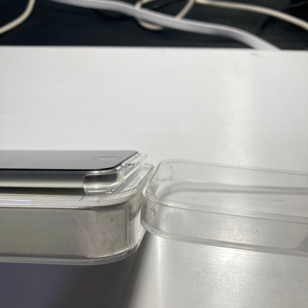 【新品未使用】iPod touch第五世代　16GB MGG82J/A