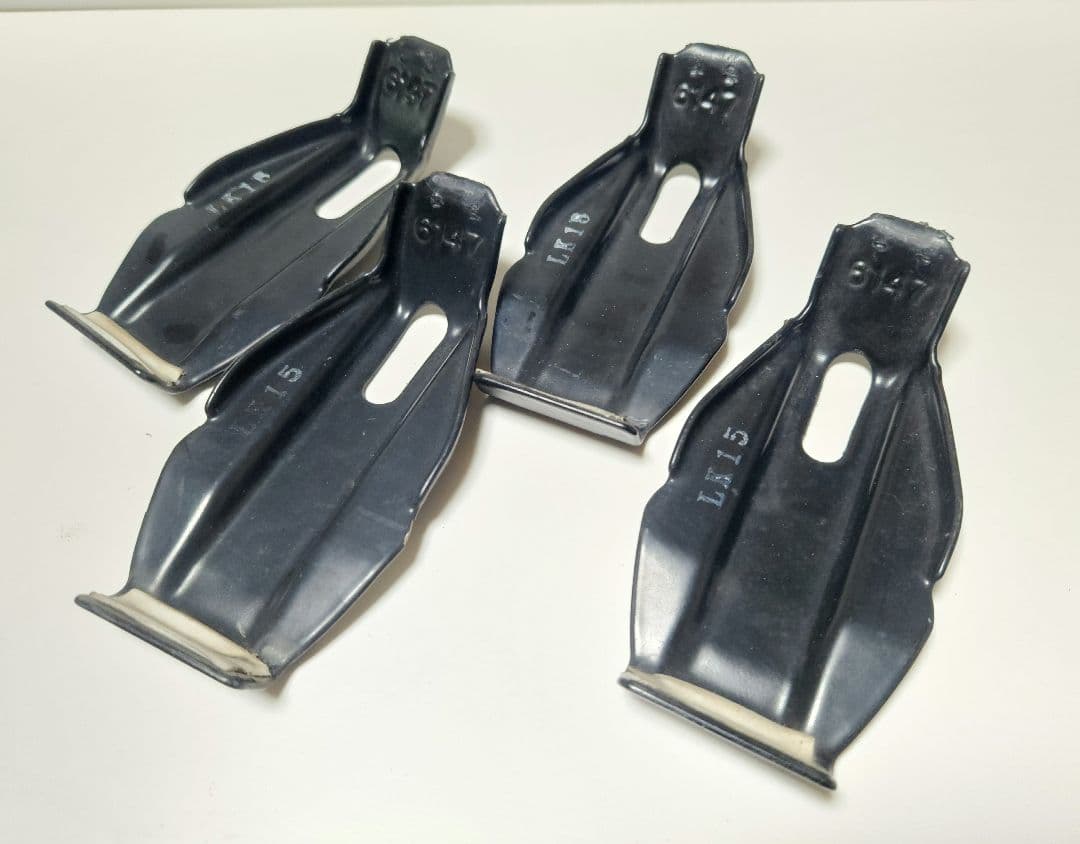 terzo ルーフキャリアセット 70系ヴォクシー(引き取り限定)