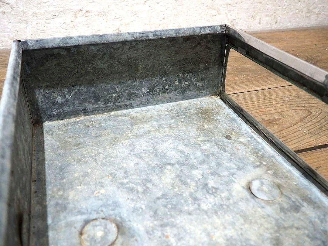 1329 昭和レトロなブリキのガラスケース　飾り棚　駄菓子屋　陳列棚　ビンテージ