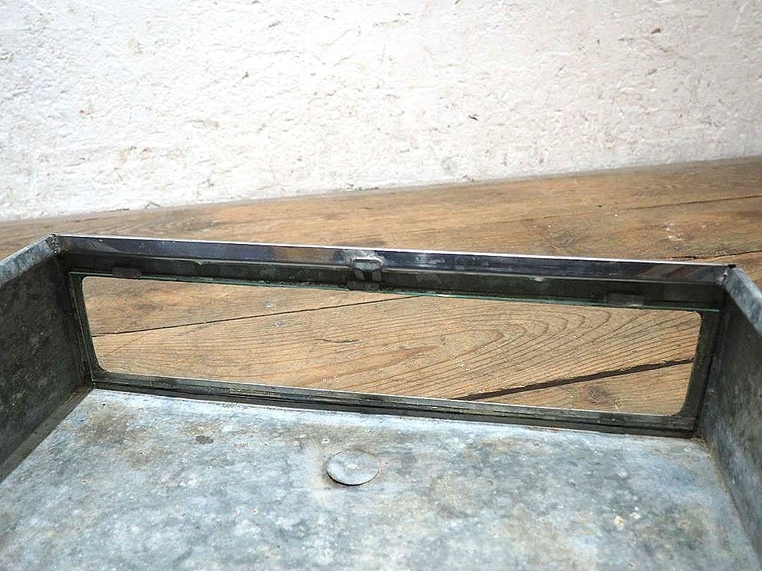 1329 昭和レトロなブリキのガラスケース　飾り棚　駄菓子屋　陳列棚　ビンテージ