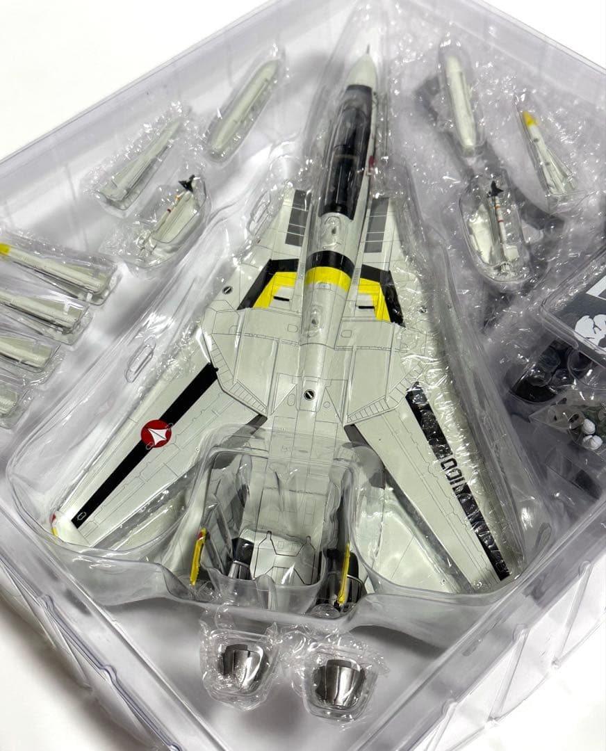 Calibre Wings 1/72 ROBOTECH F-14 限定版