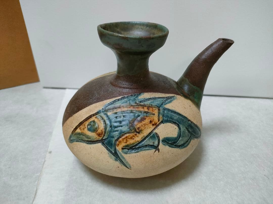 やちむん金城次郎　 人間国宝 カラカラ 希少☆　骨董品物