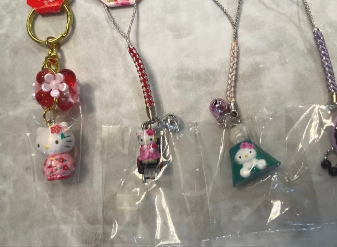 ハローキティ ご当地キティ 根付け　ストラップ 10個セット