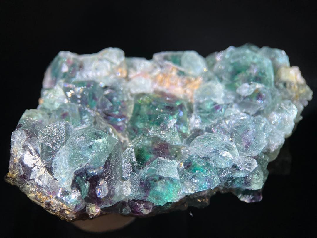 オコルスApit body産 フローライト 鉱物標本