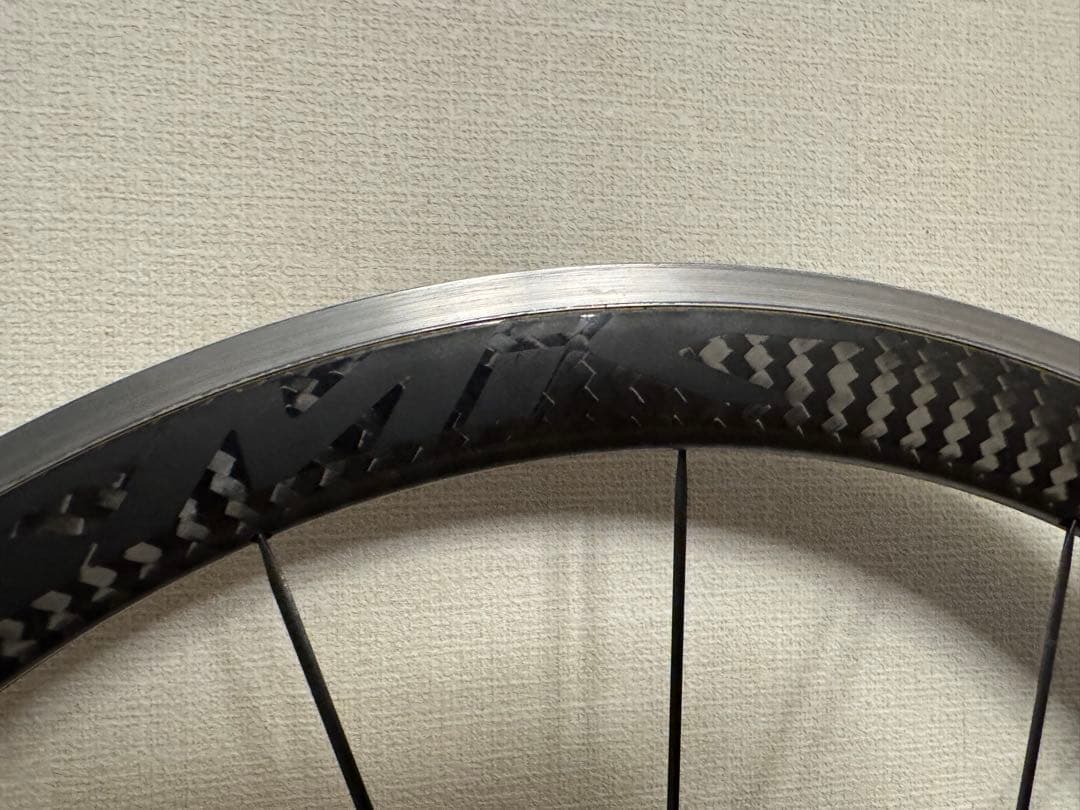 MAVIC COSMIC PRO CARBON クリンチャー
