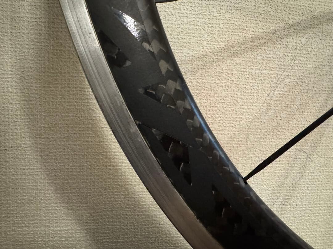 MAVIC COSMIC PRO CARBON クリンチャー