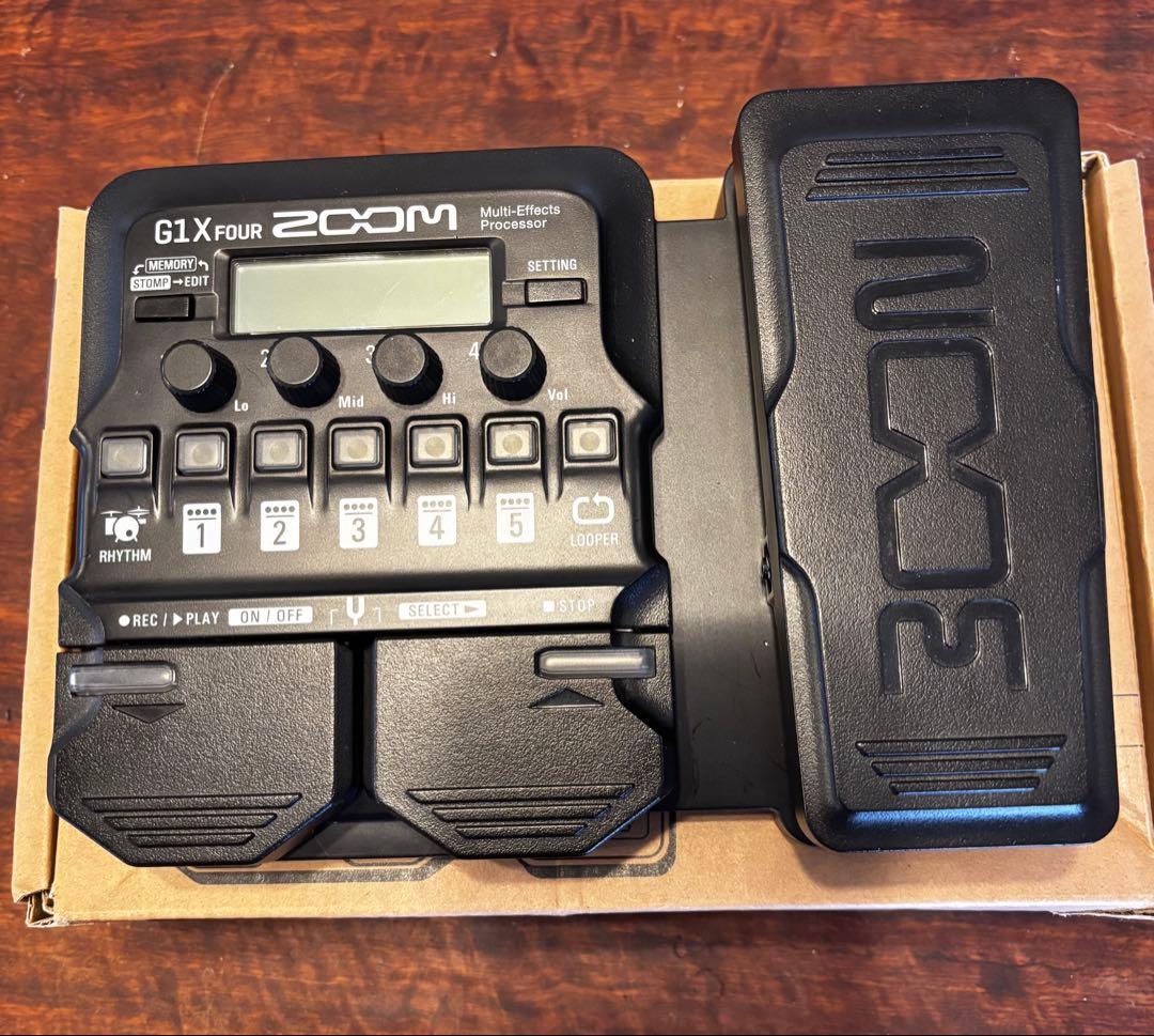 ZOOM G1X FOUR マルチエフェクター