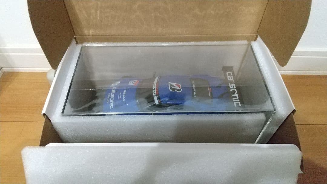 自動車 EBBRO 1/18 CALSONIC INPUL GT-R R35