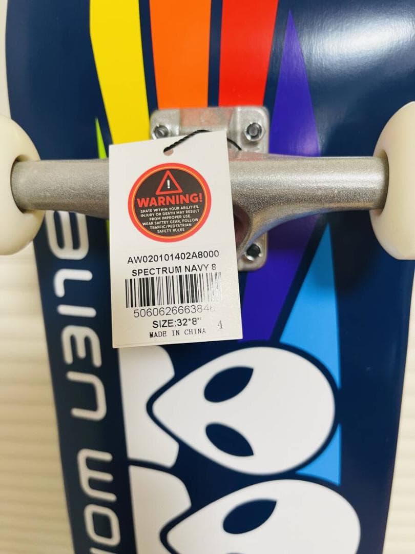 ALIEN WORKSHOP スケボー　8.0*32インチ　コンプリートセット