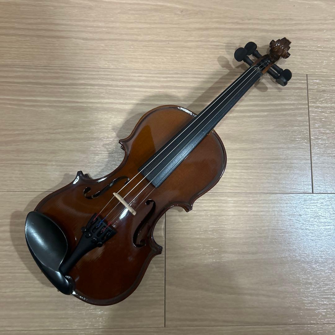 バイオリン　調律済み　弦、ケース付き