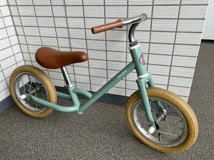 tokyo bike ストライダー＋ヘルメット
