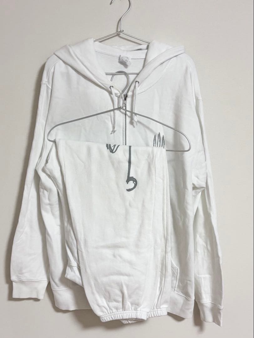 ザアザア　一葵　生誕グッズ　ラクガキセットアップ