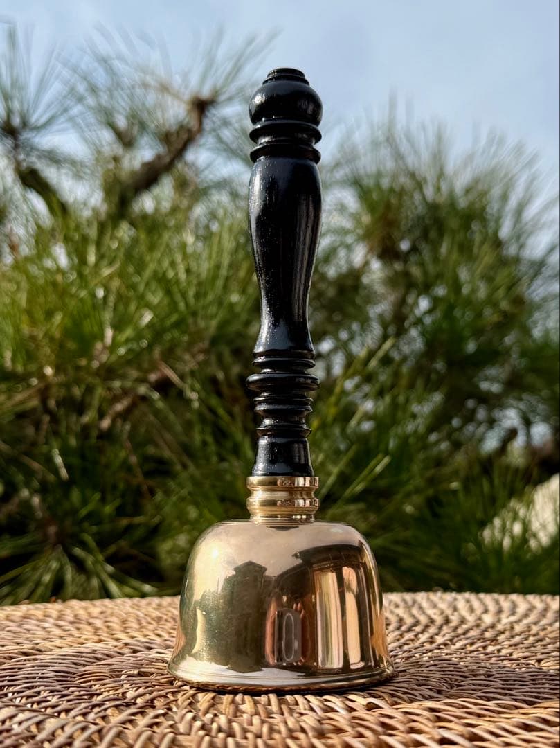 カレン　キングストンの空気浄化ベル　Karen Kingstonヨガ瞑想　レイキ