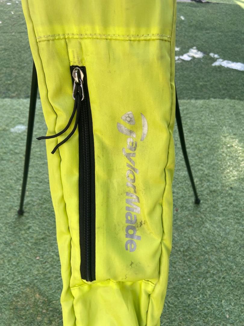 テーラーメイド　セルフスタンドバッグ　おまけ付き