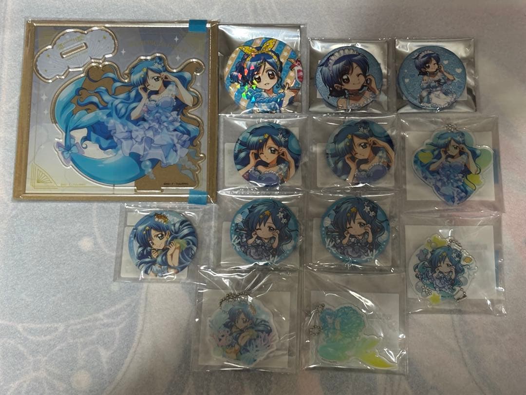 ぴちぴちピッチ 波音 メイド くじ アクスタ 缶バッジ セット まるくじ